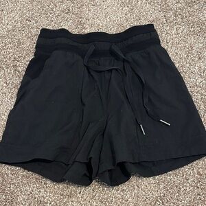 Lululemon Dance Studio Shorts Size 0
